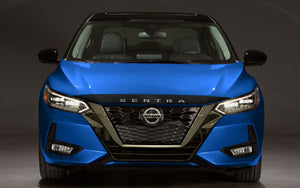 Nissan Sentra (Sedán) | 2020-2024 | Deflector de capó con logo | #NISE20DEL