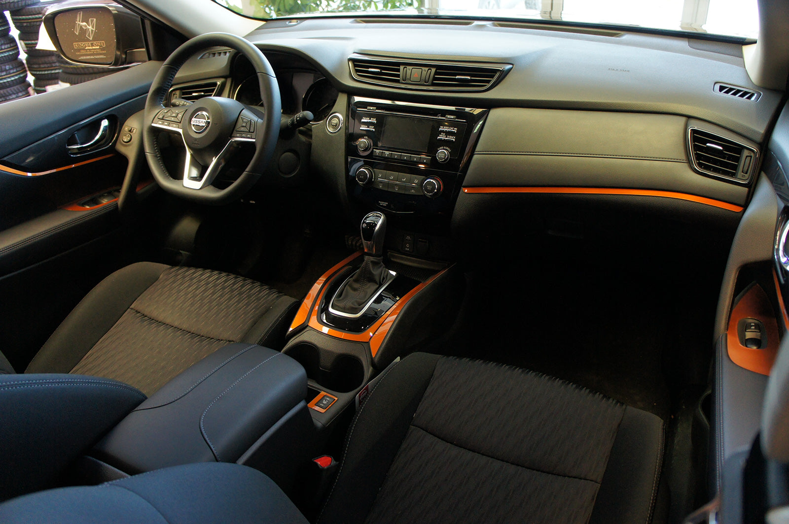 Nissan Qashqai (SUV) - 2017-2024 - Dash kit (Signature