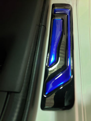 Mitsubishi Outlander PHEV (SUV) | 2018-2022 | Door Sills | #MIOP16SIL