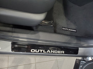 Mitsubishi Outlander (SUV) | 2022-2024 | Adornos exteriores | #MIOU22SIL