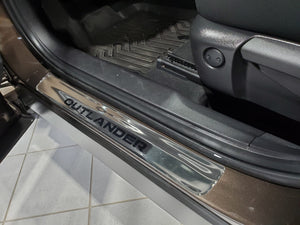 Mitsubishi Outlander (SUV) | 2022-2024 | Adornos exteriores | #MIOU22SIL