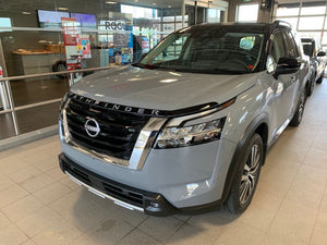 Nissan Pathfinder (SUV) | 2022-2025 | Hood Deflector w/logo | #NIPA22DEL