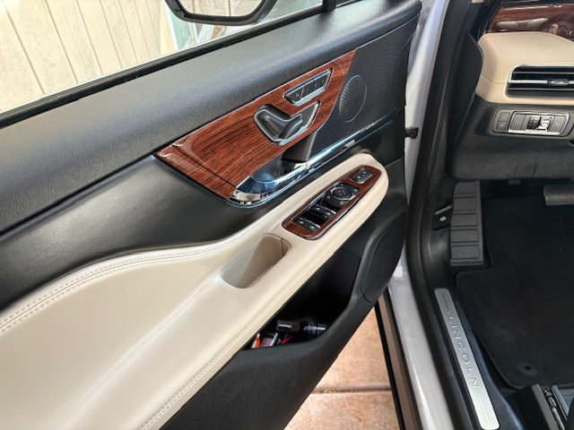 Lincoln Corsair (SUV) | 2023-2025 | Dash kit (Full) | #LICR23INF