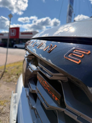 Honda Ridgeline (Crew Cab) | 2024-2025 | 2Tone Tailgate Logo | #HORI24LOI